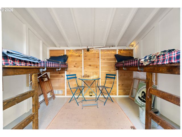 3124 Sw ARNOLD St, Portland, OR 97219