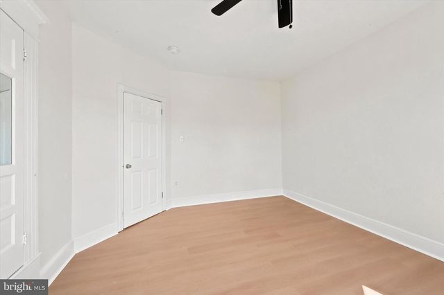 5550 CEDAR AVE, Philadelphia, PA 19143