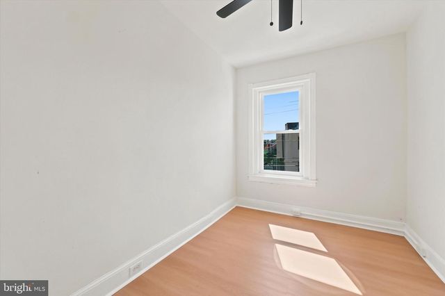5550 CEDAR AVE, Philadelphia, PA 19143