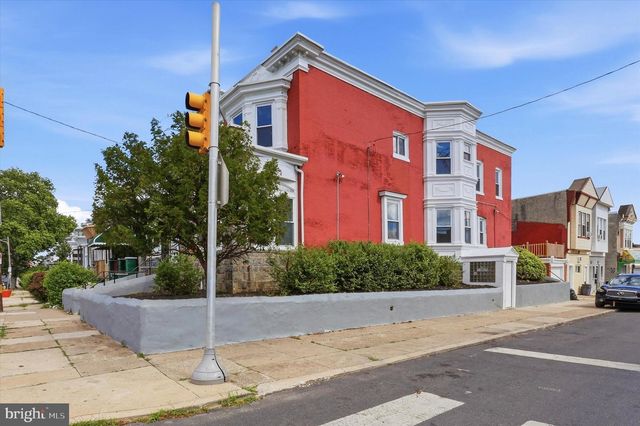 5550 CEDAR AVE, Philadelphia, PA 19143