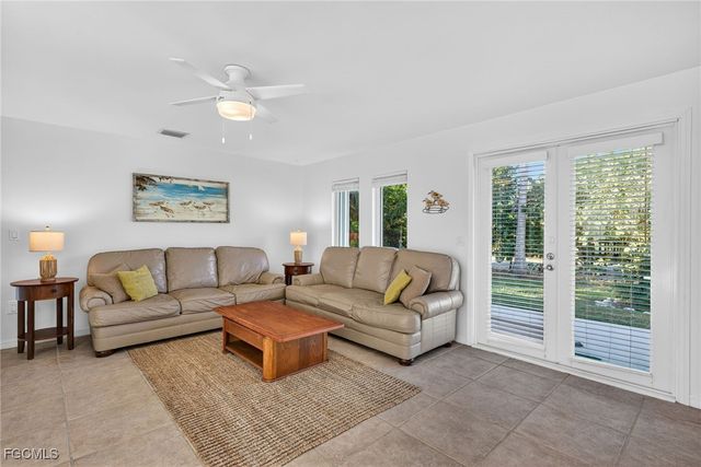 1866 Ibis LN, Sanibel, FL 33957