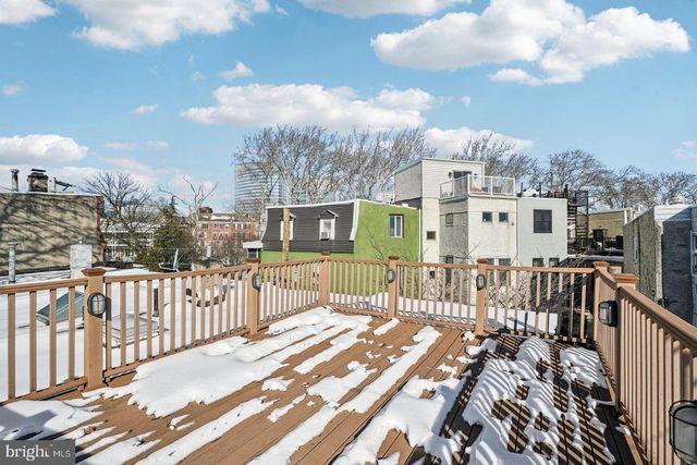 2432 MADISON SQ, Philadelphia, PA 19146