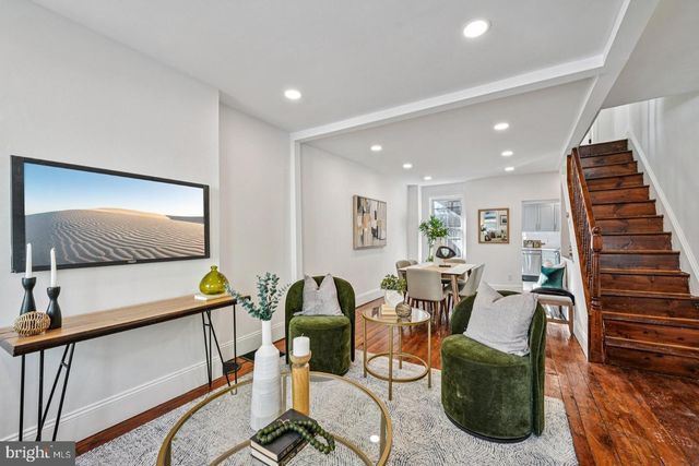 2432 MADISON SQ, Philadelphia, PA 19146