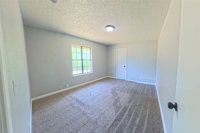 2913 County Road 920, Crowley, TX 76036