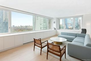 322 W 57th Street 37H, New York (manhattan), NY 10019