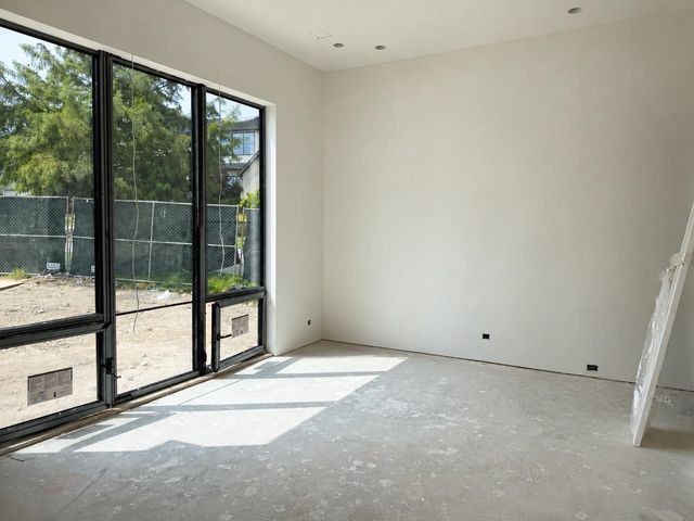 7007 Irongate Lane, Dallas, TX 75214