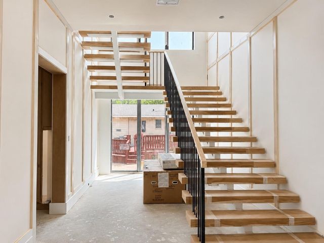 7007 Irongate Lane, Dallas, TX 75214
