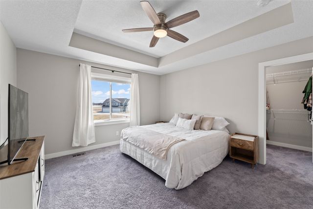 900 Kinney Circle NE, Bondurant, IA 50035