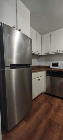 905 Brickell Bay Drive 623, Miami, FL 33131