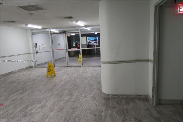 905 Brickell Bay Drive 623, Miami, FL 33131
