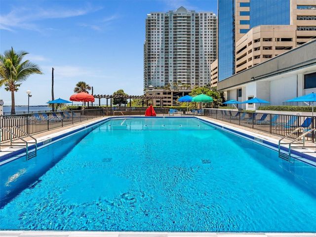 905 Brickell Bay Drive 623, Miami, FL 33131