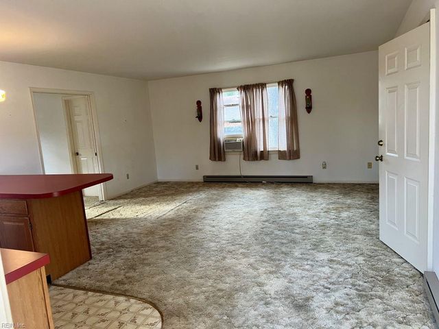 2541 S Adventure TRL, Virginia Beach, VA 23454