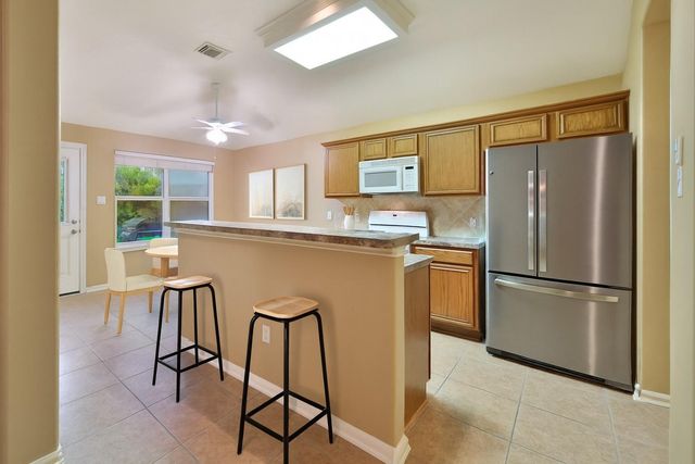 11014 Creekline Meadow Court, Cypress, TX 77429