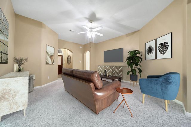 11014 Creekline Meadow Court, Cypress, TX 77429