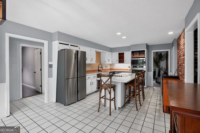 370 Devilla Trace, Fayetteville, GA 30214