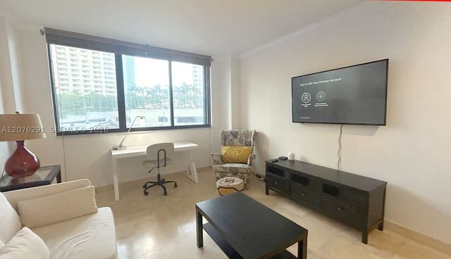 540 Brickell Key Dr 512, Miami, FL 33131