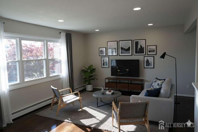 679 Rensselaer Avenue, Huguenot, NY 10312