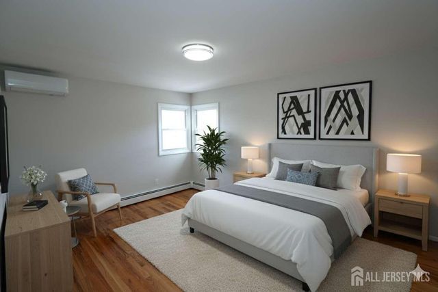 679 Rensselaer Avenue, Huguenot, NY 10312