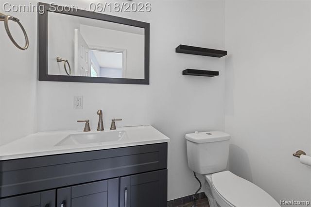 4303 N Verona Circle, Royal Oak, MI 48073