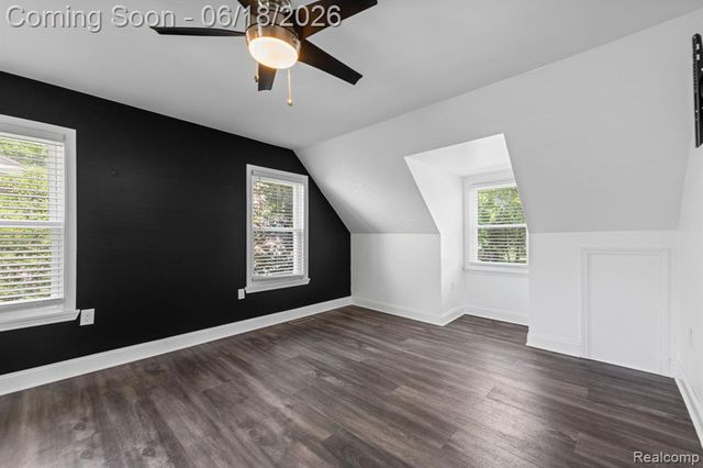 4303 N Verona Circle, Royal Oak, MI 48073