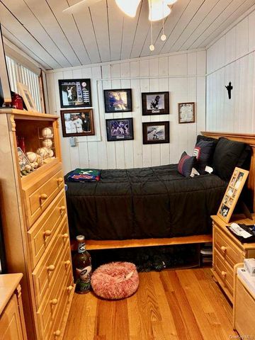 2 Diane Court, Greenwood Lake, NY 10925