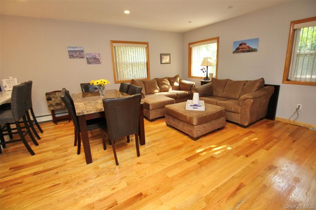 2 Diane Court, Greenwood Lake, NY 10925