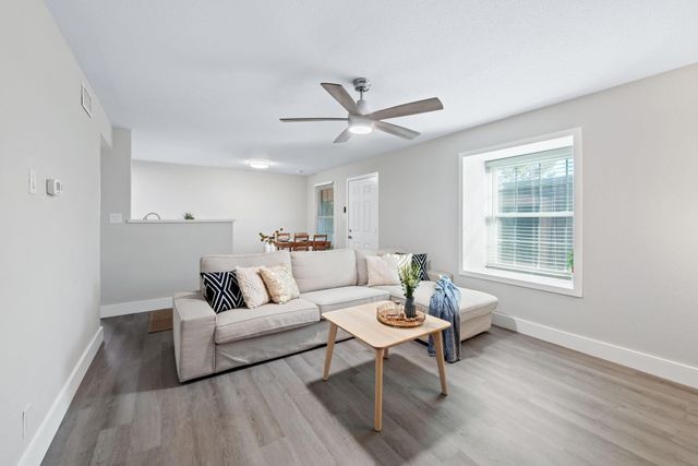 7801 Shoal Creek BLVD 203, Austin, TX 78757