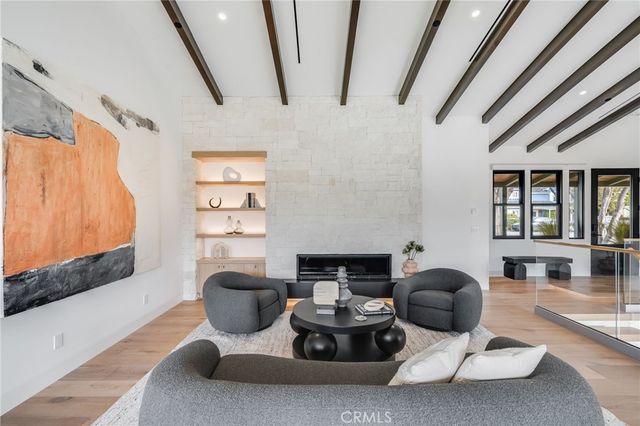 427 Santa Ana Av, Newport Beach, CA 92663