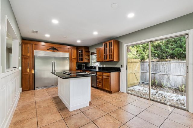 3741 NW 16TH PLACE, Gainesville, FL 32605