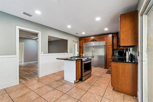 3741 NW 16TH PLACE, Gainesville, FL 32605