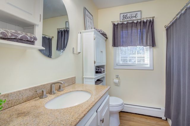 66 Victoria Ln, Templeton, MA 01468