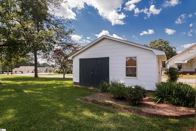 803 Anderson Drive, Liberty, SC 29657