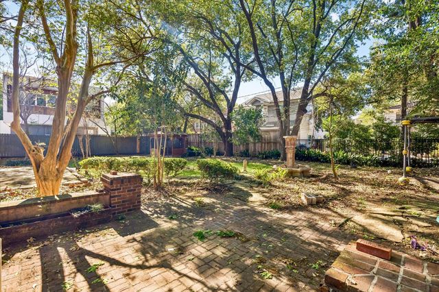 2047 University Boulevard, Houston, TX 77030