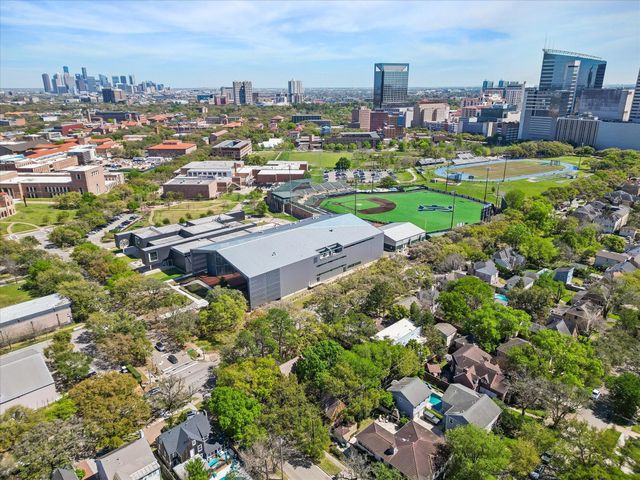 2047 University Boulevard, Houston, TX 77030