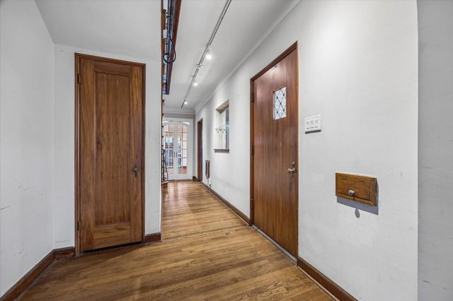 2047 University Boulevard, Houston, TX 77030