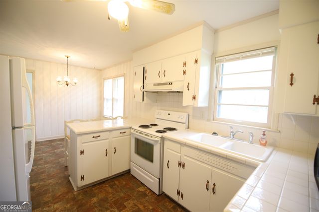 121 Alton Drive, Lagrange, GA 30240