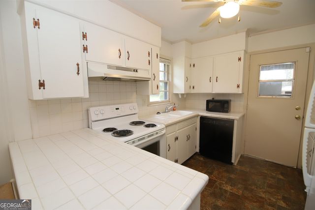 121 Alton Drive, Lagrange, GA 30240