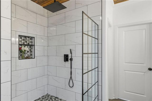 230 Gold Valley Crossing, Canton, GA 30114