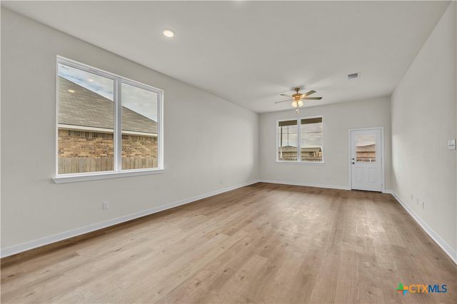 1229 Dowdy Drive, Belton, TX 76513