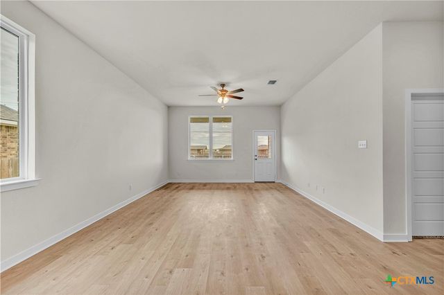 1229 Dowdy Drive, Belton, TX 76513