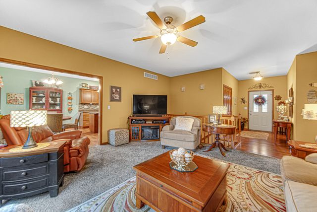 3252 Mockingbird Lane, Valparaiso, IN 46383