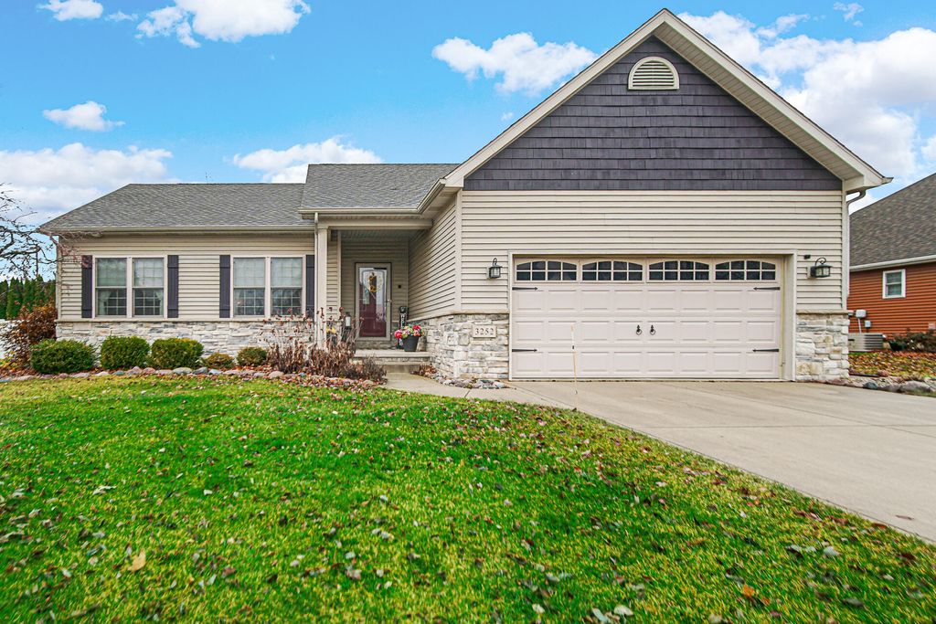 3252 Mockingbird Lane, Valparaiso, IN 46383