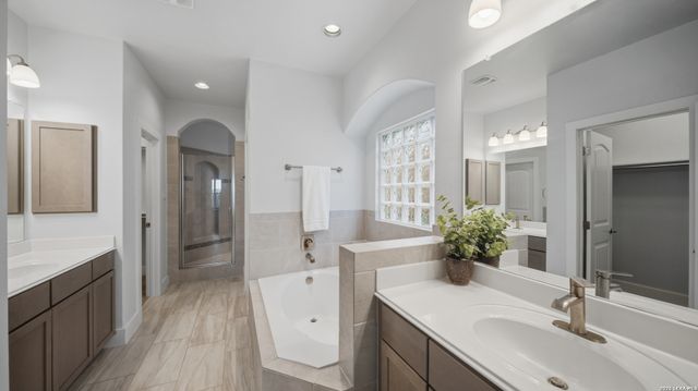 6906 Comanche Cougar, San Antonio, TX 78233