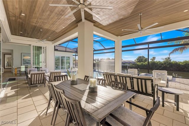 428 SW 39th AVE, Cape Coral, FL 33991