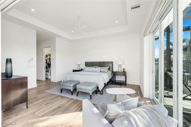 428 SW 39th AVE, Cape Coral, FL 33991