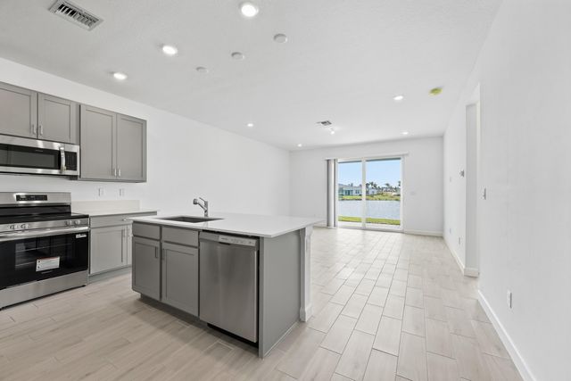 3765 Harborside Avenue, Fort Pierce, FL 34946