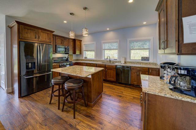 2181 S Lake Shore Drive, Centerville Twp, MI 49653