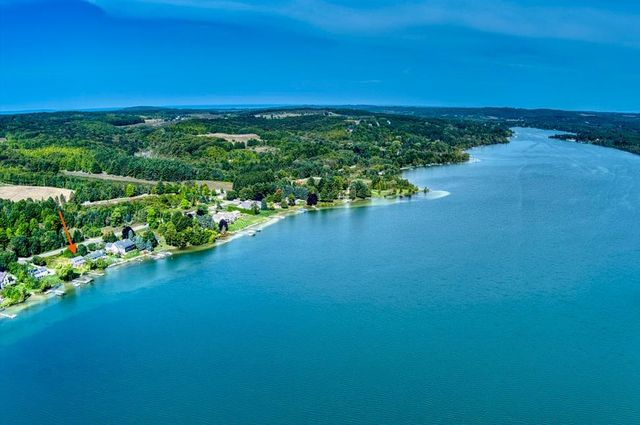 2181 S Lake Shore Drive, Centerville Twp, MI 49653