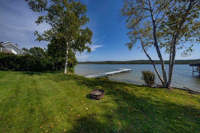 2181 S Lake Shore Drive, Centerville Twp, MI 49653