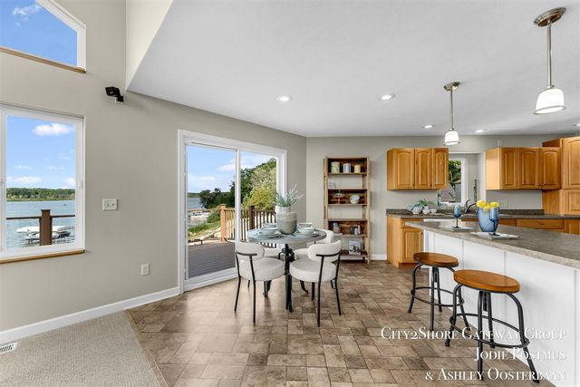 11725 Wabasis Lake Drive, Greenville, MI 48838